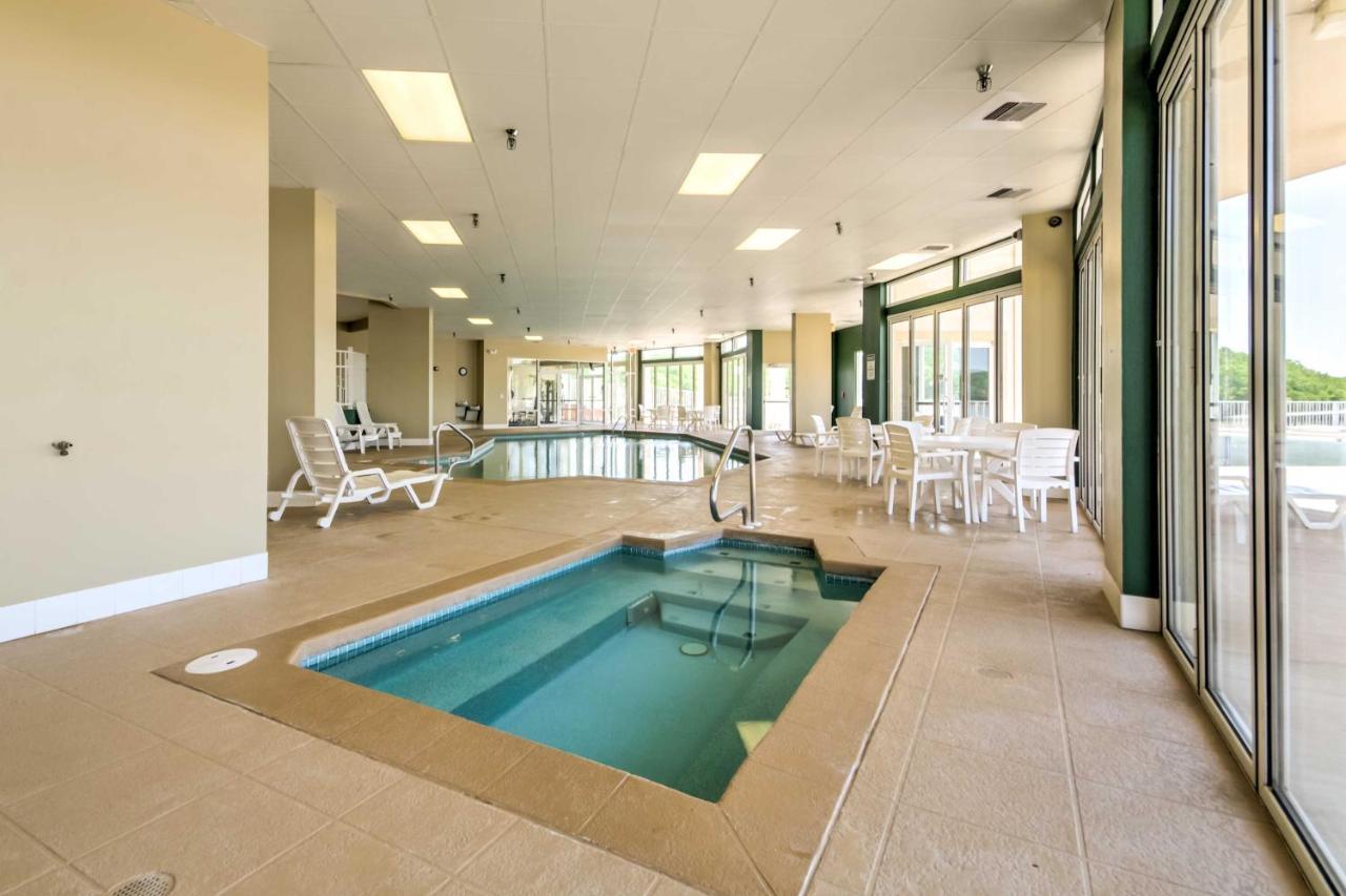 Lakefront Osage Beach Condo Balcony And Pool Access Kültér fotó